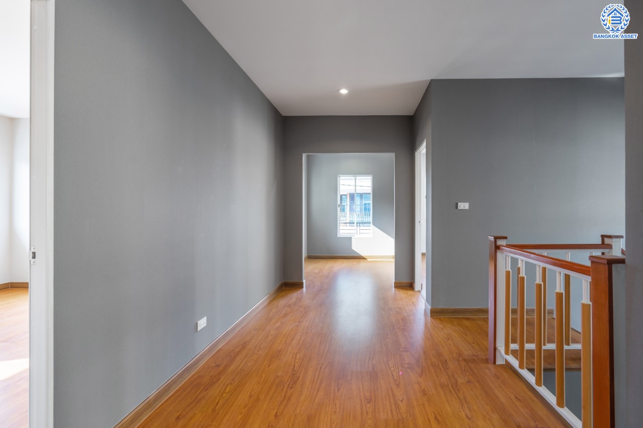 บ้านมือสองตกแต่งใหม่ ม.เดอะแพลนท์ ราชพฤกษ์-พระราม5 หลังมุม! เนื้อที่ 58 ตร.ว. ฟังก์ชัน 3 ห้องนอน 3 ห้องน้ำ จอดรถได้ 2 คัน บนทำเลศักยภาพ เดินทางสะดวก ใกล้วงเวียนพระราม5, The Walk, ทางด่วน ศรีรัช และรถไฟฟ้าสายสีม่วง "สถานีบางรักใหญ่"